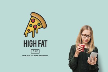 smartphone ve kırmızı Kupası kızla