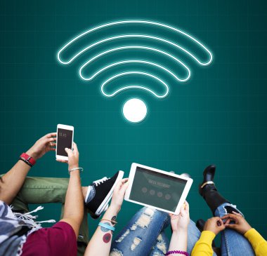 Farklı elektronik kullanan kişiler geliştirdi