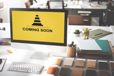 bilgisayar monitöründe çalışma alanı tablosu