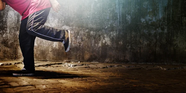 Guy dancing Breakdance — Stock Photo, Image