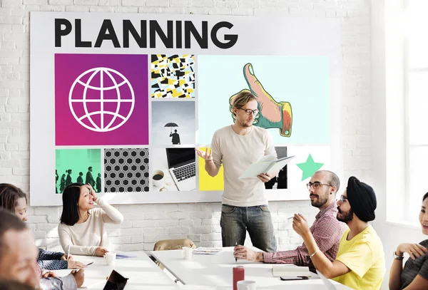 Affärsmöte med planering — Stockfoto