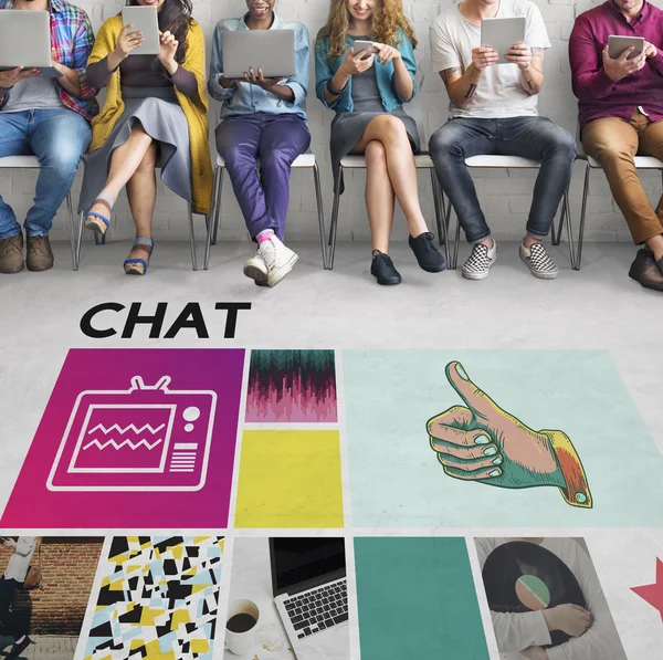 People sitting and browsing digital gadgets — Stock Photo, Image