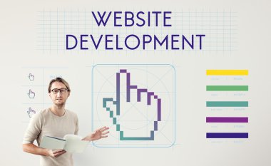 Web sitesi geliştirme ile çalışma iş adamı