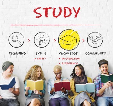 Çeşitlilik grup kitap tutan insan