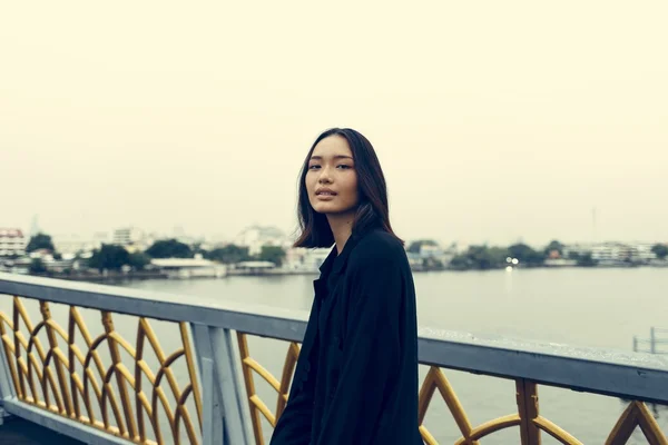 Piękna dziewczyna azjatyckich Hipster — Zdjęcie stockowe