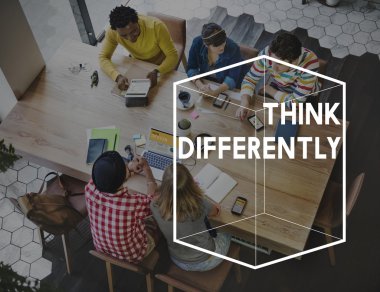 Farklı insanların birlikte çalışma grubu