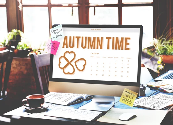 Computer monitor on workplace table — Stock Photo, Image