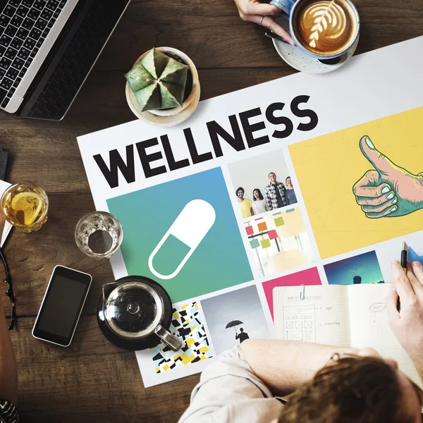 Tabulka s plakát s Wellness konceptem — Stock fotografie