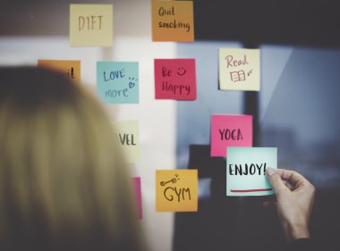 kadın tutkal çıkartmaları