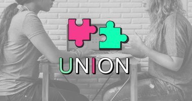 arkadaşlar fikir paylaşımı