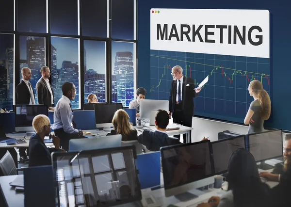 Mensen uit het bedrijfsleven werken en marketing — Stockfoto