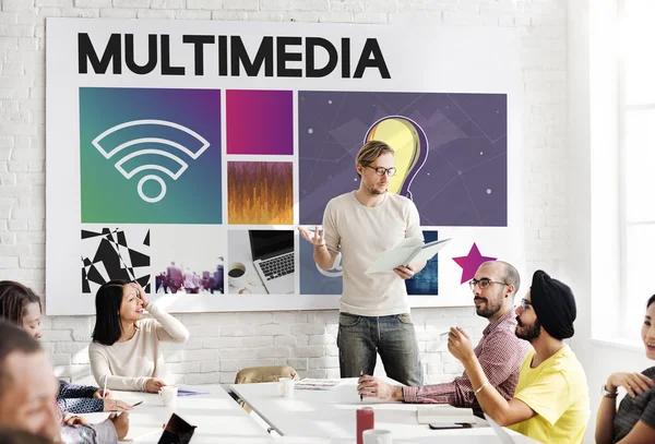 iş toplantısı ile multimedya