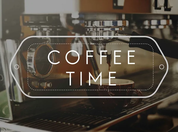 Кофе машина пивоварения кофе — стоковое фото