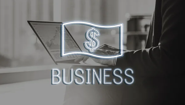 Pessoa de negócios usando laptop — Fotografia de Stock