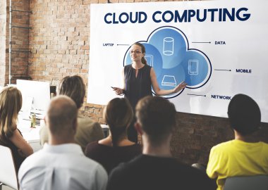 insanlar Cloud Computing ile Konferansı'nda
