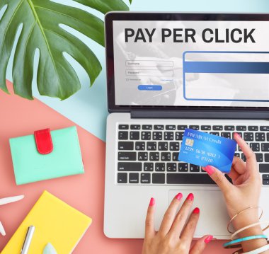 Online alış-veriş yaz konsepti