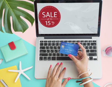 Online alış-veriş yaz konsepti