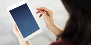 kadın tarama dijital tablet