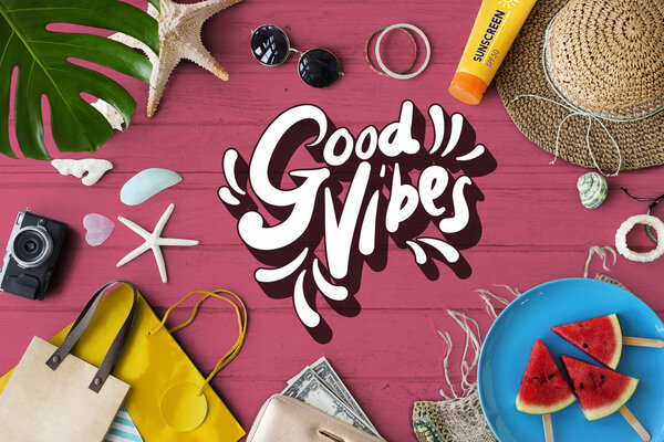 красочный текст и сладости
