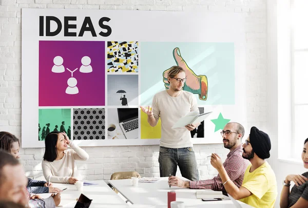 Reunión de negocios con ideas — Foto de Stock