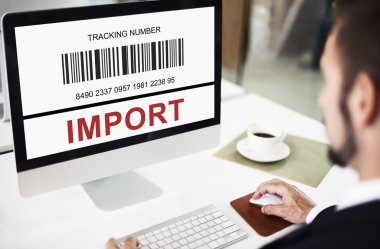 bilgisayarla çalışma iş adamı