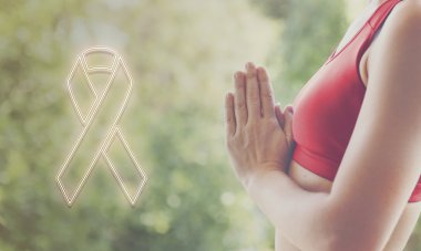 Yoga, meditasyon yapıyor kadın