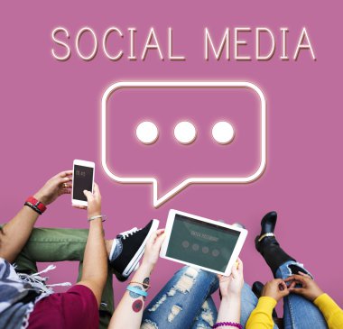 Kablosuz cihazlar kullanarak üniversite öğrencileri