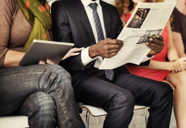 İş adamları toplantıyı bekliyor.