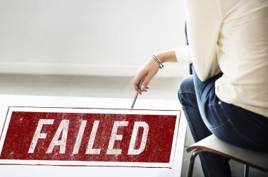 Poster konseptiyle başarısız oldu