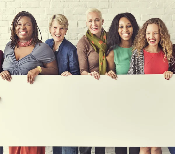 Diversity women holds placard — Stock Photo, Image