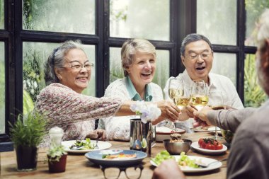 Emekli kıdemli buluşmak