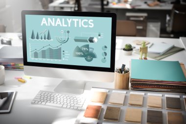 bilgisayar metin üstünde perde ile