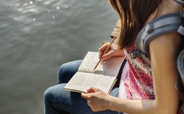 Kadın yazma Not doğada