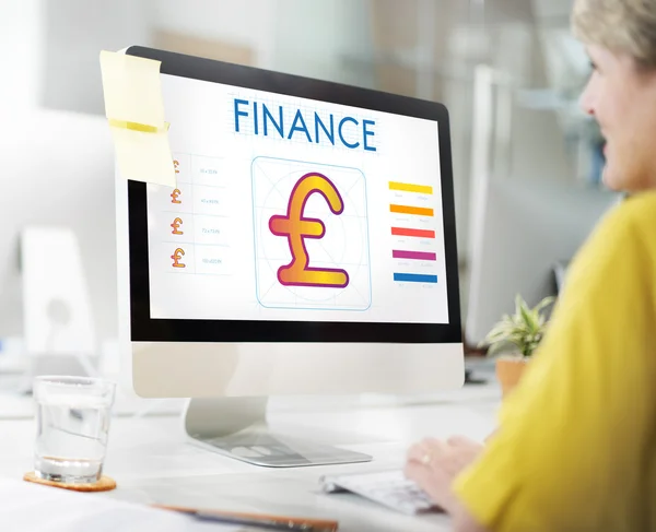 Business woman working with computer — Stock Photo, Image