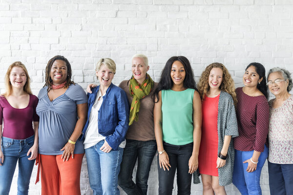 Diversidad sonriendo mujeres — Foto de Stock