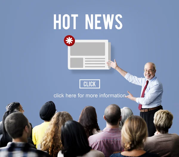 Pessoas no seminário com Hot News — Fotografia de Stock