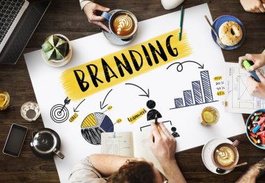 Marka ile posteri ile tablo