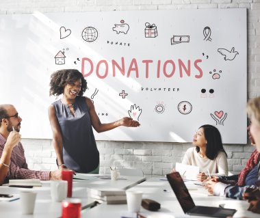 iş toplantısında bağış ile