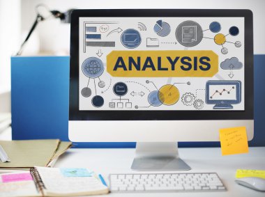 bilgisayar metin üstünde perde ile