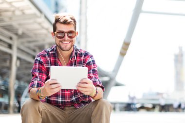 Kulaklık genç adam