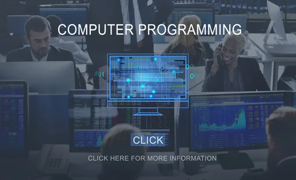 Бізнесмени працюють і комп'ютерне програмування — стокове фото