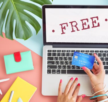 Online alış-veriş yaz konsepti