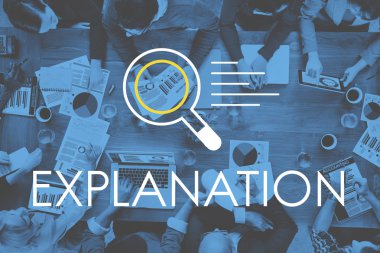 iş adamları ile becerikli alet çalışma masasında