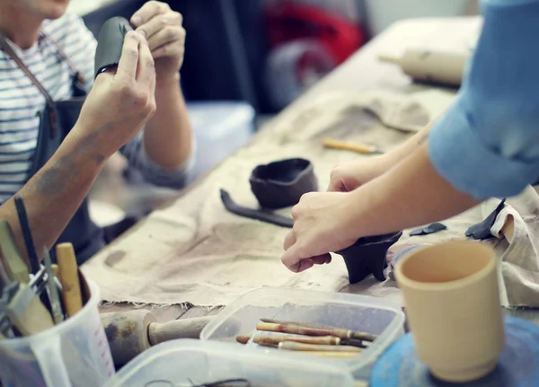 Craftartists Working with Clay — Stock Photo, Image