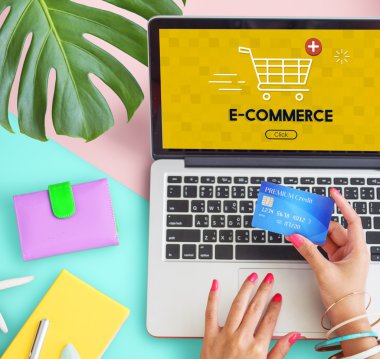 Online alış-veriş yaz konsepti