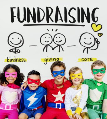 Çocuk süper kahraman kostümleri