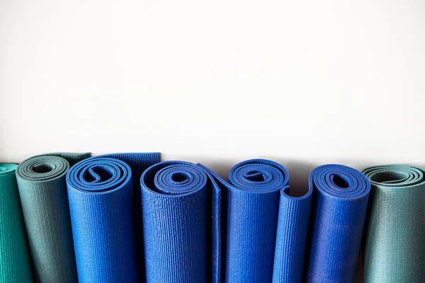 Rolls Yoga Mats Fitness Center — Stock Photo, Image