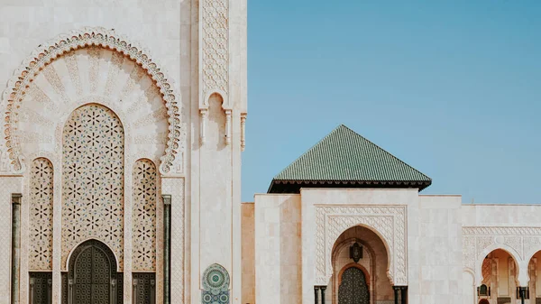 Λευκό Τζαμί Στην Καζαμπλάνκα Μαρόκο — Φωτογραφία Αρχείου