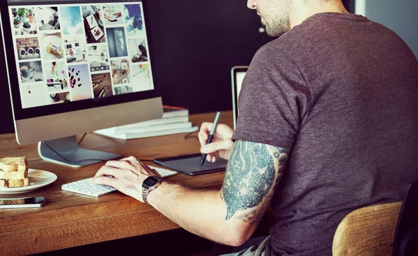 Kaukasier Bei Der Arbeit Schoo — Stockfoto