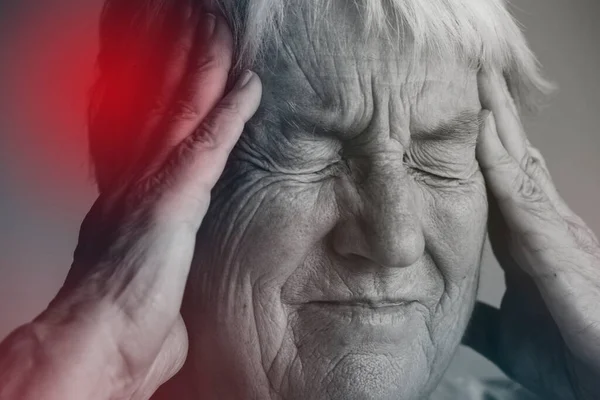 Elderly Woman Worried Coronavirus Outbreak — Stock Photo, Image